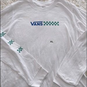 Girls long sleeve Vans tee. Brand new. Size xl